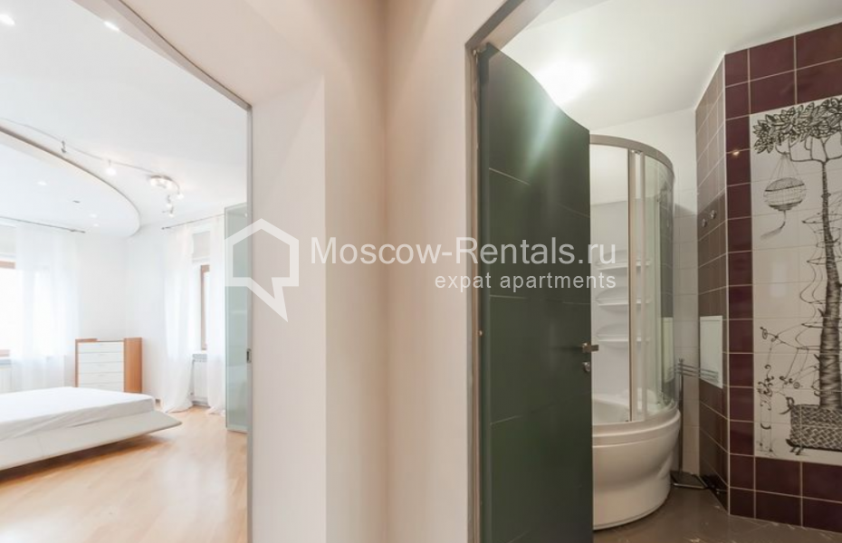 Photo #25 4-room (3 BR) apartment for <a href="http://moscow-rentals.ru/en/articles/long-term-rent" target="_blank">a long-term</a> rent
 in Russia, Moscow, Savvinskaya emb,  3