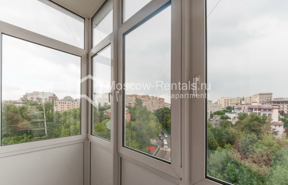 Photo #30 4-room (3 BR) apartment for <a href="http://moscow-rentals.ru/en/articles/long-term-rent" target="_blank">a long-term</a> rent
 in Russia, Moscow, Savvinskaya emb,  3