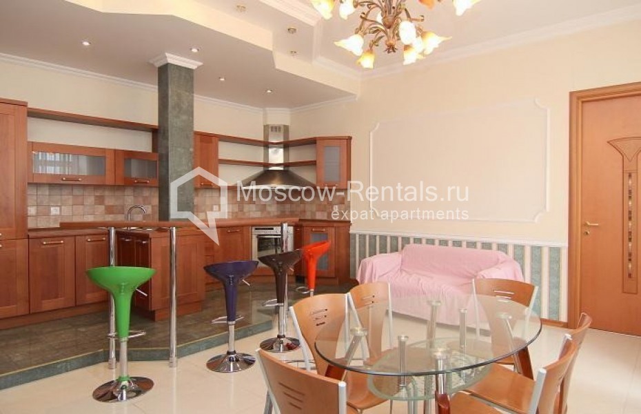 Photo #3 6-room (5 BR) apartment for <a href="http://moscow-rentals.ru/en/articles/long-term-rent" target="_blank">a long-term</a> rent
 in Russia, Moscow, Myasnitskaya str, 21 с 8