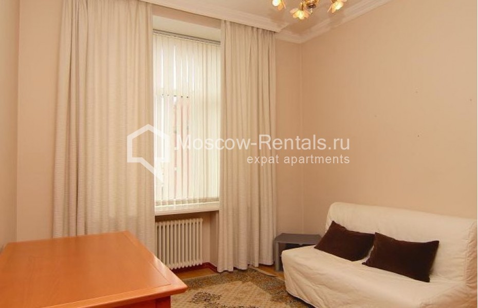 Photo #15 6-room (5 BR) apartment for <a href="http://moscow-rentals.ru/en/articles/long-term-rent" target="_blank">a long-term</a> rent
 in Russia, Moscow, Myasnitskaya str, 21 с 8