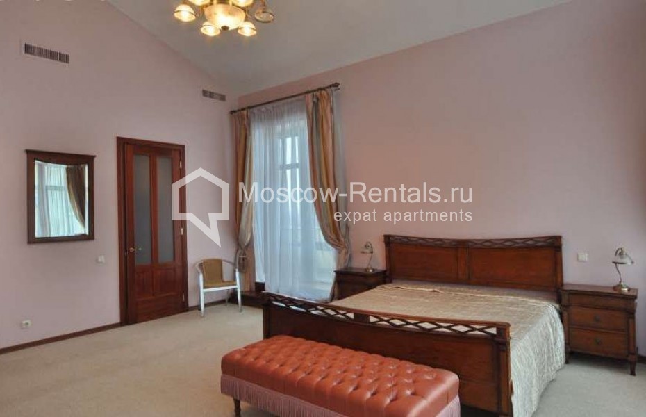 Photo #9 4-room (3 BR) apartment for <a href="http://moscow-rentals.ru/en/articles/long-term-rent" target="_blank">a long-term</a> rent
 in Russia, Moscow, Lyalin lane, 19 К 1