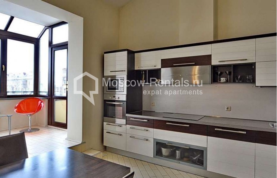 Photo #14 4-room (3 BR) apartment for <a href="http://moscow-rentals.ru/en/articles/long-term-rent" target="_blank">a long-term</a> rent
 in Russia, Moscow, Lyalin lane, 19 К 1
