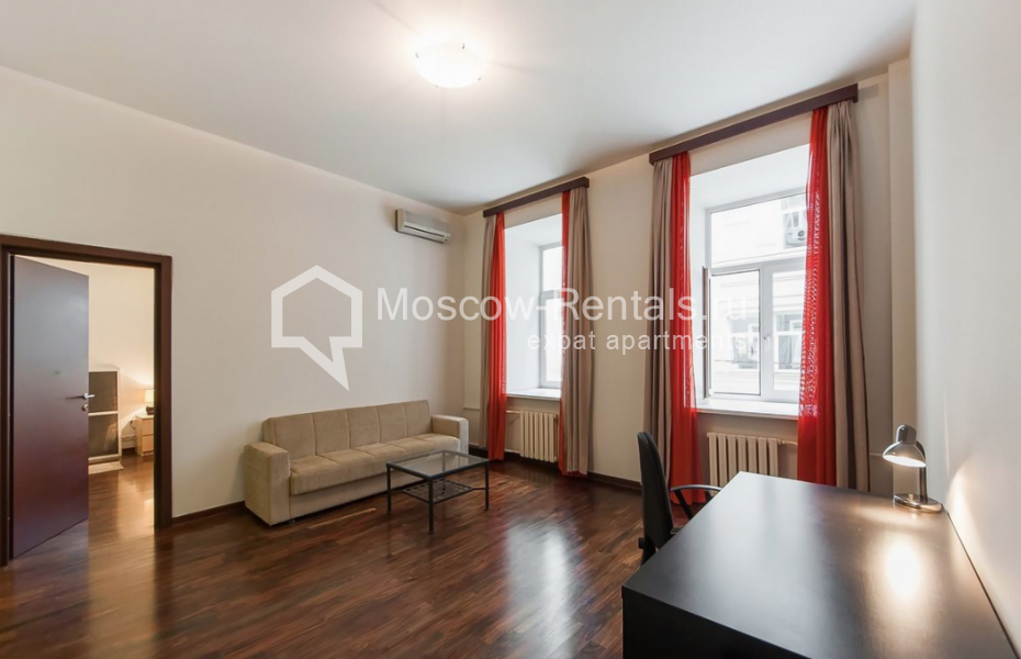 Photo #12 2-room (1 BR) apartment for <a href="http://moscow-rentals.ru/en/articles/long-term-rent" target="_blank">a long-term</a> rent
 in Russia, Moscow, Sretensky lane,  4