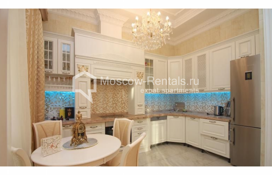 Photo #1 3-room (2 BR) apartment for <a href="http://moscow-rentals.ru/en/articles/long-term-rent" target="_blank">a long-term</a> rent
 in Russia, Moscow, Pechatnikov lane, 19С1