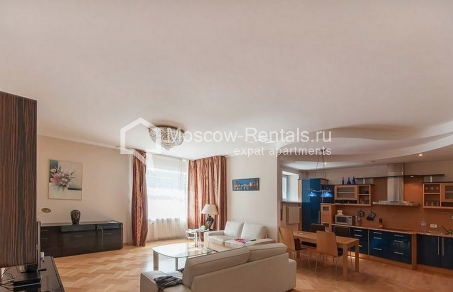 Photo #1 3-room (2 BR) apartment for <a href="http://moscow-rentals.ru/en/articles/long-term-rent" target="_blank">a long-term</a> rent
 in Russia, Moscow, Daev lane, 5