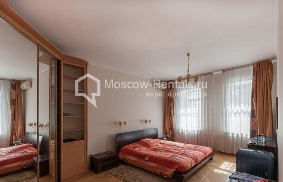 Photo #9 3-room (2 BR) apartment for <a href="http://moscow-rentals.ru/en/articles/long-term-rent" target="_blank">a long-term</a> rent
 in Russia, Moscow, Daev lane, 5