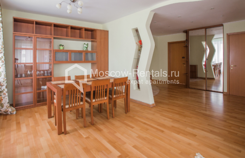 Photo #6 3-room (2 BR) apartment for <a href="http://moscow-rentals.ru/en/articles/long-term-rent" target="_blank">a long-term</a> rent
 in Russia, Moscow, Daev lane, 14