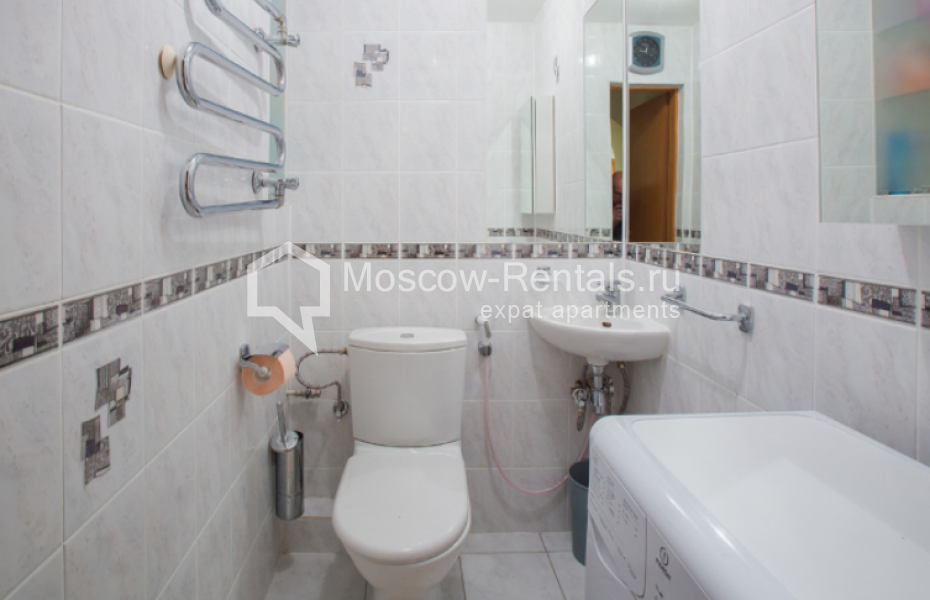 Photo #16 3-room (2 BR) apartment for <a href="http://moscow-rentals.ru/en/articles/long-term-rent" target="_blank">a long-term</a> rent
 in Russia, Moscow, Daev lane, 14
