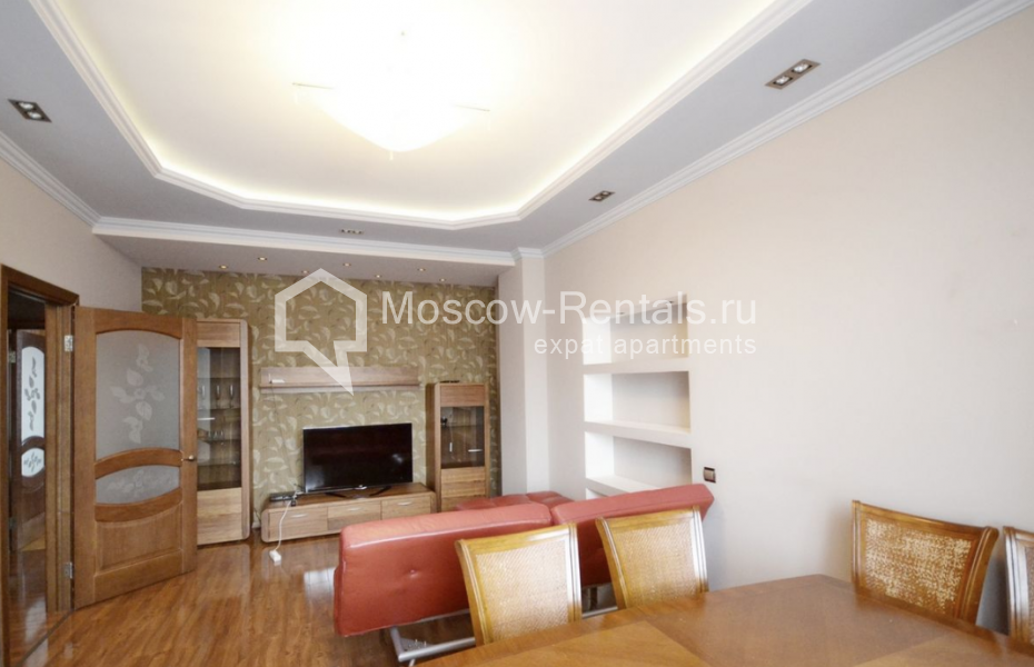 Photo #6 3-room (2 BR) apartment for <a href="http://moscow-rentals.ru/en/articles/long-term-rent" target="_blank">a long-term</a> rent
 in Russia, Moscow, Bolshoi Zlatouskinskyi lane, 3 А С 2