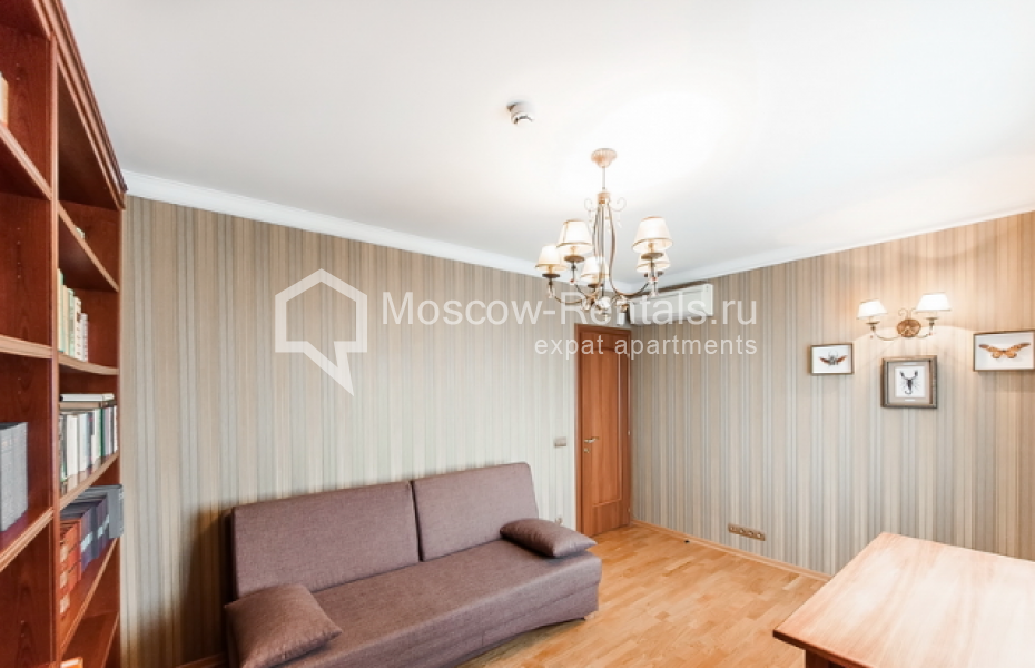 Photo #9 3-room (2 BR) apartment for <a href="http://moscow-rentals.ru/en/articles/long-term-rent" target="_blank">a long-term</a> rent
 in Russia, Moscow, Durasovskyi lane, 9