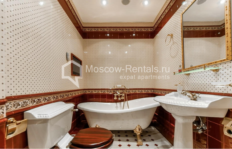 Photo #20 3-room (2 BR) apartment for <a href="http://moscow-rentals.ru/en/articles/long-term-rent" target="_blank">a long-term</a> rent
 in Russia, Moscow, Durasovskyi lane, 9