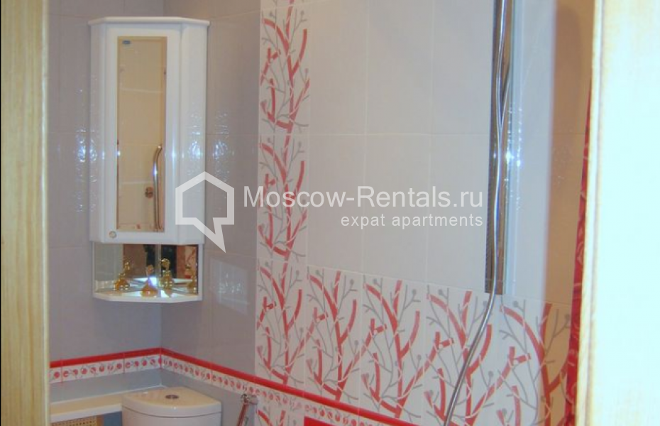 Photo #4 5-room (4 BR) apartment for <a href="http://moscow-rentals.ru/en/articles/long-term-rent" target="_blank">a long-term</a> rent
 in Russia, Moscow, Serafimovicha str, 2