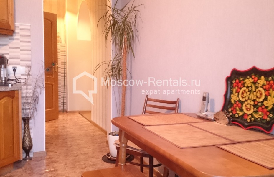 Photo #3 3-room (2 BR) apartment for <a href="http://moscow-rentals.ru/en/articles/long-term-rent" target="_blank">a long-term</a> rent
 in Russia, Moscow, Mira prosp, 85