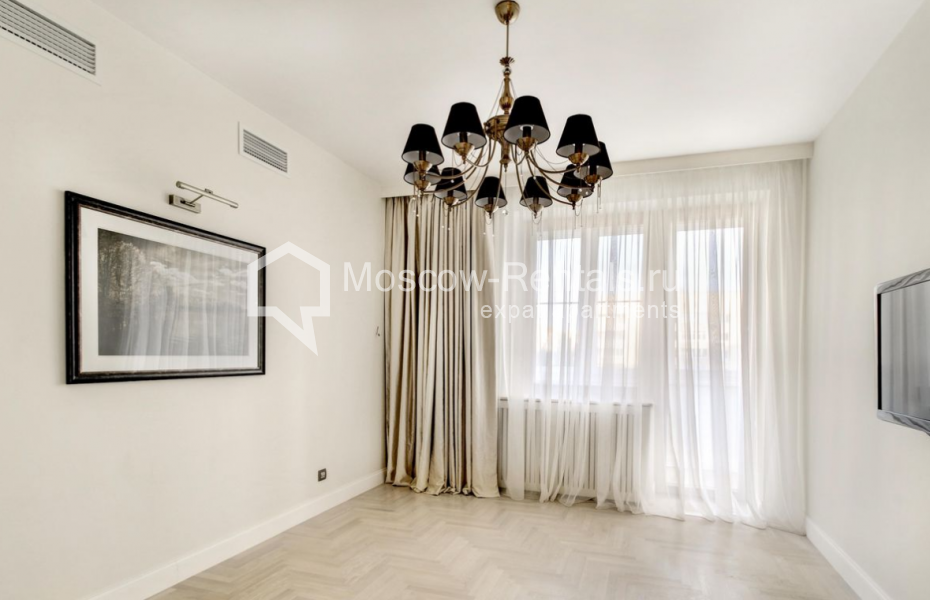 Photo #8 3-room (2 BR) apartment for <a href="http://moscow-rentals.ru/en/articles/long-term-rent" target="_blank">a long-term</a> rent
 in Russia, Moscow, Lesnaya str, 4 с1