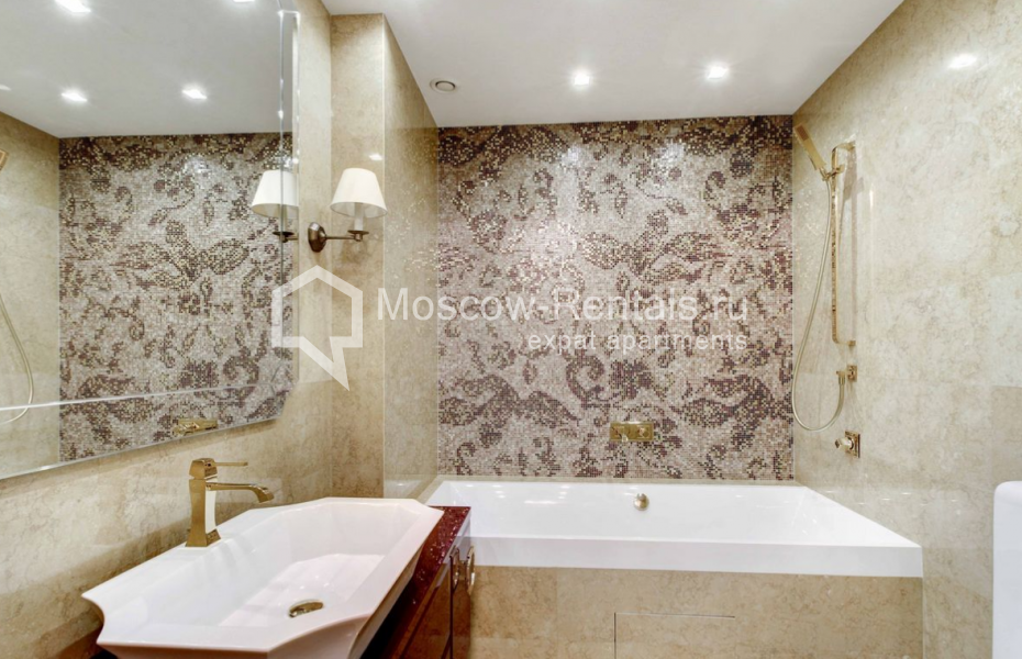 Photo #10 3-room (2 BR) apartment for <a href="http://moscow-rentals.ru/en/articles/long-term-rent" target="_blank">a long-term</a> rent
 in Russia, Moscow, Lesnaya str, 4 с1