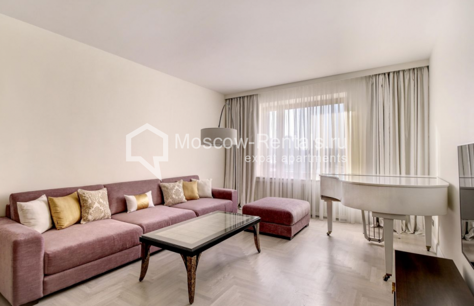 Photo #4 3-room (2 BR) apartment for <a href="http://moscow-rentals.ru/en/articles/long-term-rent" target="_blank">a long-term</a> rent
 in Russia, Moscow, Lesnaya str, 4 с1