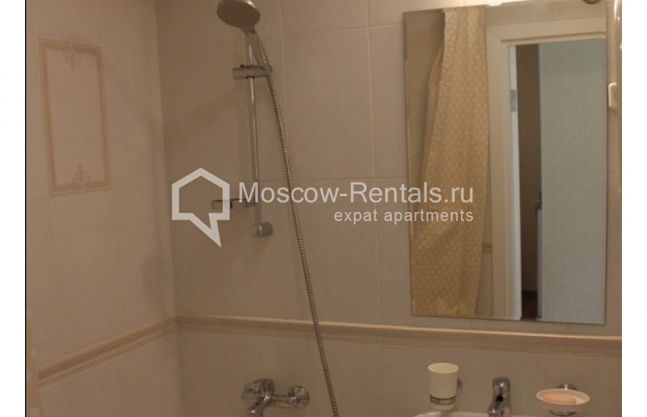 Photo #18 3-room (2 BR) apartment for <a href="http://moscow-rentals.ru/en/articles/long-term-rent" target="_blank">a long-term</a> rent
 in Russia, Moscow, Novolesnaya str, 18 К 1