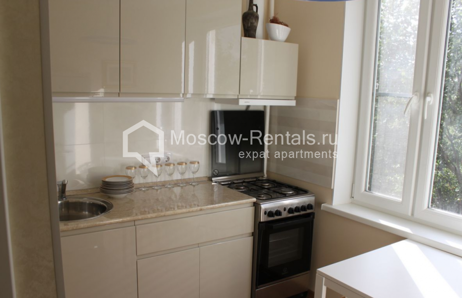 Photo #10 3-room (2 BR) apartment for <a href="http://moscow-rentals.ru/en/articles/long-term-rent" target="_blank">a long-term</a> rent
 in Russia, Moscow, Novolesnaya str, 18 К 1