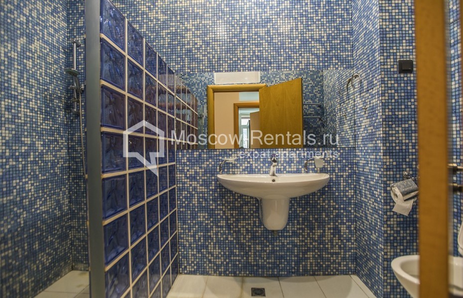 Photo #8 4-room (3 BR) apartment for <a href="http://moscow-rentals.ru/en/articles/long-term-rent" target="_blank">a long-term</a> rent
 in Russia, Moscow, Tverskaya str, 19