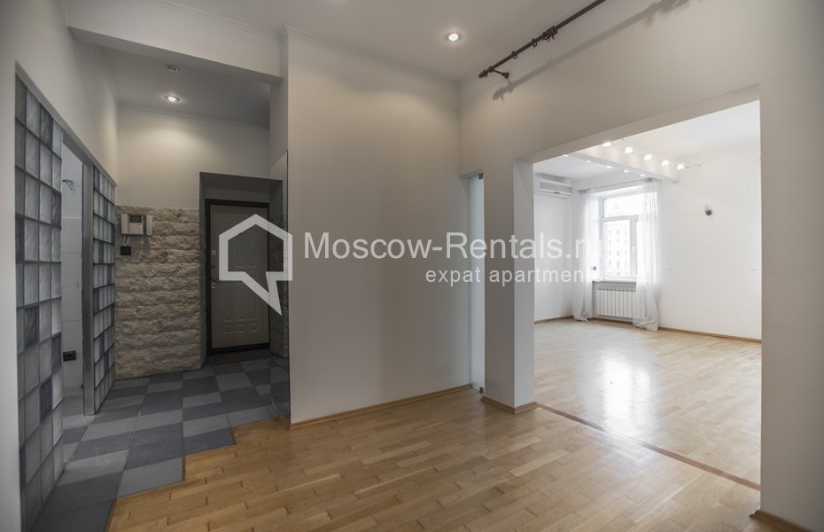 Photo #15 4-room (3 BR) apartment for <a href="http://moscow-rentals.ru/en/articles/long-term-rent" target="_blank">a long-term</a> rent
 in Russia, Moscow, Tverskaya str, 19