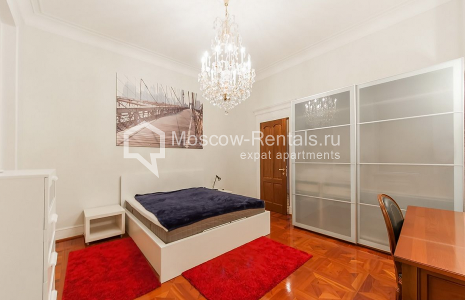 Photo #15 3-room (2 BR) apartment for <a href="http://moscow-rentals.ru/en/articles/long-term-rent" target="_blank">a long-term</a> rent
 in Russia, Moscow, Tverskaya str, 6 С 6