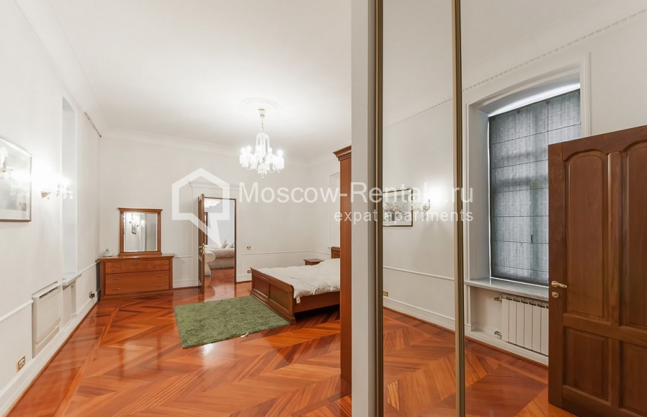 Photo #17 3-room (2 BR) apartment for <a href="http://moscow-rentals.ru/en/articles/long-term-rent" target="_blank">a long-term</a> rent
 in Russia, Moscow, Tverskaya str, 6 С 6