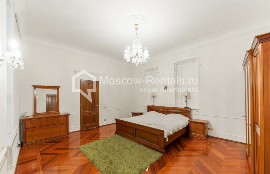Photo #16 3-room (2 BR) apartment for <a href="http://moscow-rentals.ru/en/articles/long-term-rent" target="_blank">a long-term</a> rent
 in Russia, Moscow, Tverskaya str, 6 С 6