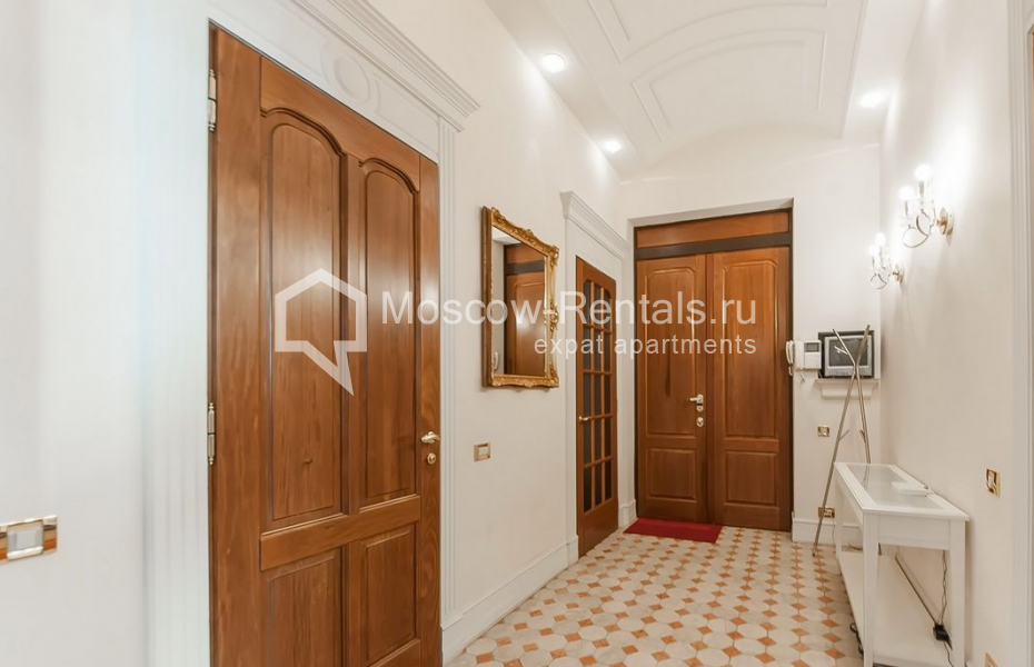 Photo #26 3-room (2 BR) apartment for <a href="http://moscow-rentals.ru/en/articles/long-term-rent" target="_blank">a long-term</a> rent
 in Russia, Moscow, Tverskaya str, 6 С 6