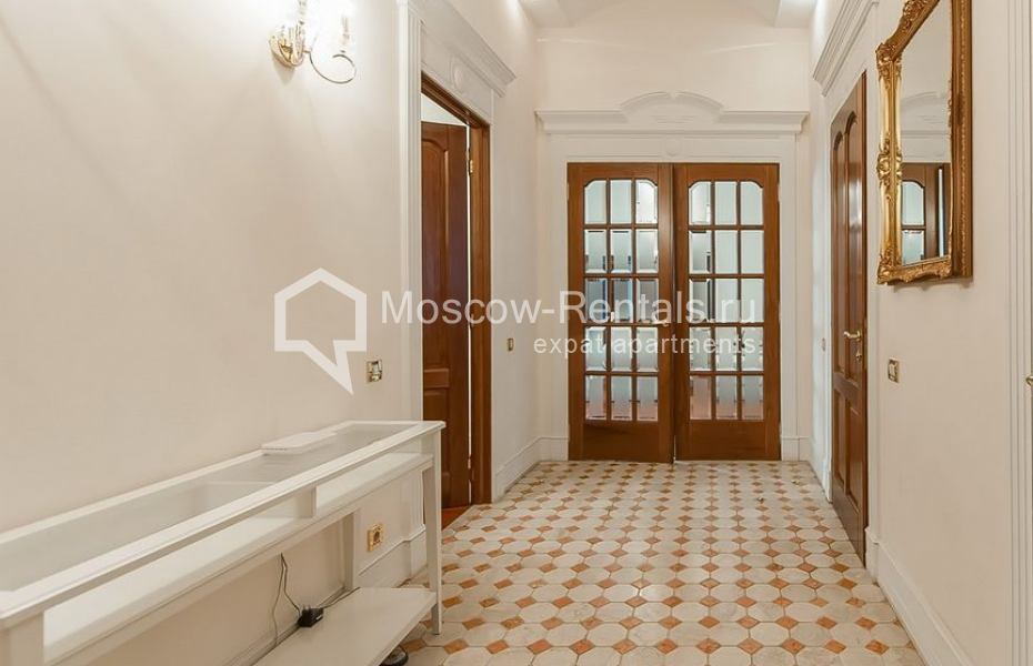 Photo #25 3-room (2 BR) apartment for <a href="http://moscow-rentals.ru/en/articles/long-term-rent" target="_blank">a long-term</a> rent
 in Russia, Moscow, Tverskaya str, 6 С 6