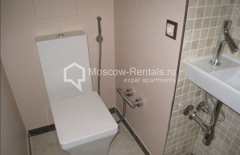 Photo #11 3-room (2 BR) apartment for <a href="http://moscow-rentals.ru/en/articles/long-term-rent" target="_blank">a long-term</a> rent
 in Russia, Moscow, Bolshaya Bronnaya str, 2