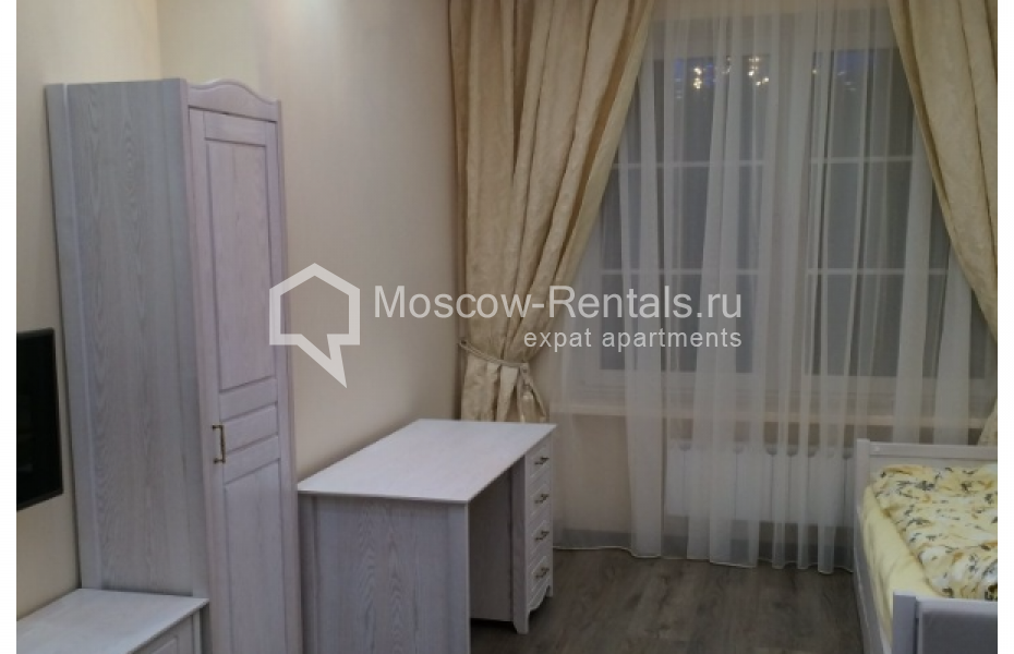 Photo #3 3-room (2 BR) apartment for <a href="http://moscow-rentals.ru/en/articles/long-term-rent" target="_blank">a long-term</a> rent
 in Russia, Moscow, Mytnaya str., 7 bld 1