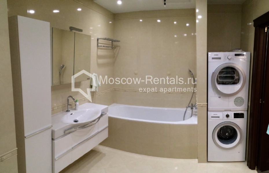 Photo #5 3-room (2 BR) apartment for <a href="http://moscow-rentals.ru/en/articles/long-term-rent" target="_blank">a long-term</a> rent
 in Russia, Moscow, Mytnaya str., 7 bld 1