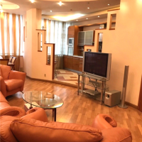 Photo #2 4-room (3 BR) apartment for <a href="http://moscow-rentals.ru/en/articles/long-term-rent" target="_blank">a long-term</a> rent
 in Russia, Moscow, Leningradskyi prospect, 76 К 1