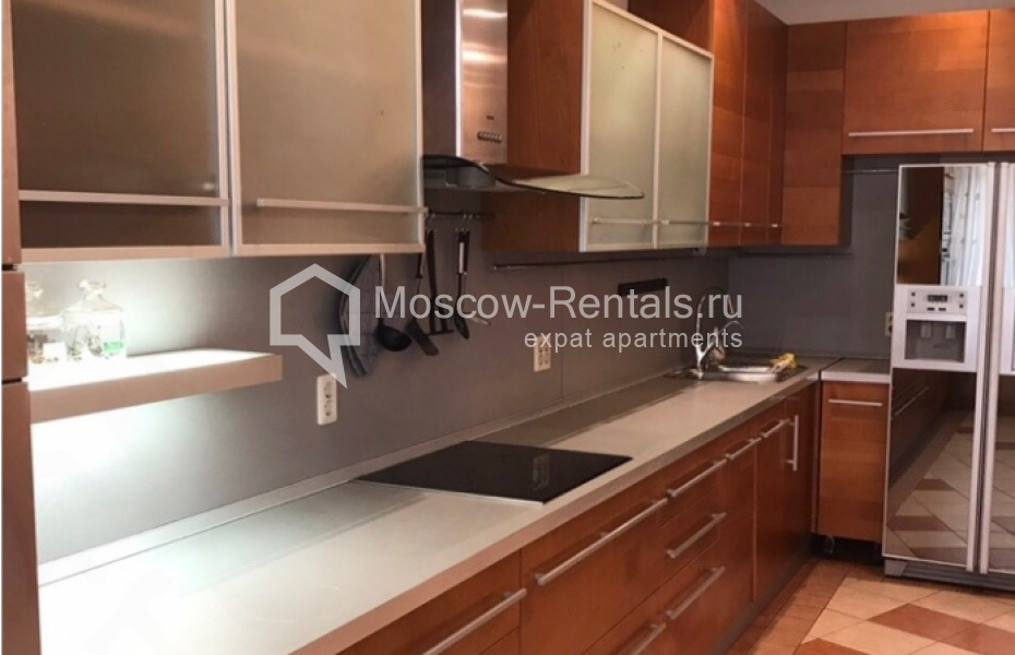 Photo #6 4-room (3 BR) apartment for <a href="http://moscow-rentals.ru/en/articles/long-term-rent" target="_blank">a long-term</a> rent
 in Russia, Moscow, Leningradskyi prospect, 76 К 1