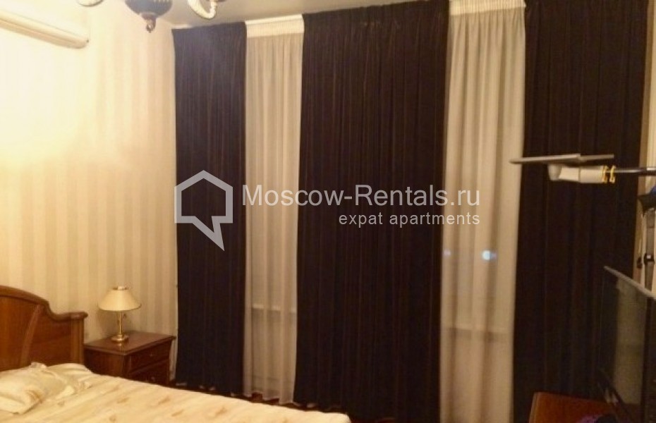 Photo #3 3-room (2 BR) apartment for <a href="http://moscow-rentals.ru/en/articles/long-term-rent" target="_blank">a long-term</a> rent
 in Russia, Moscow, Sadovaya-Triumfalnaya str, 4/10