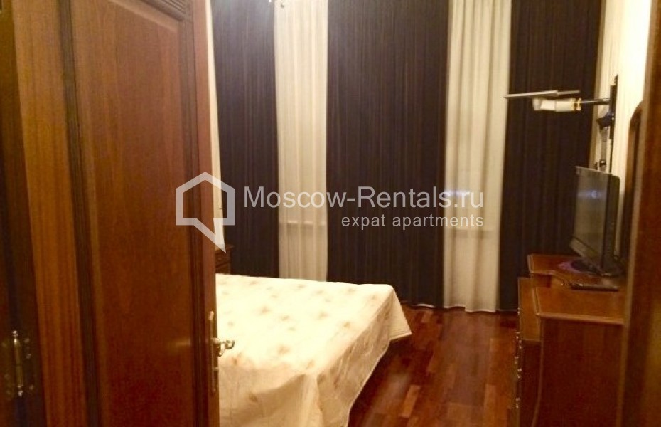 Photo #5 3-room (2 BR) apartment for <a href="http://moscow-rentals.ru/en/articles/long-term-rent" target="_blank">a long-term</a> rent
 in Russia, Moscow, Sadovaya-Triumfalnaya str, 4/10