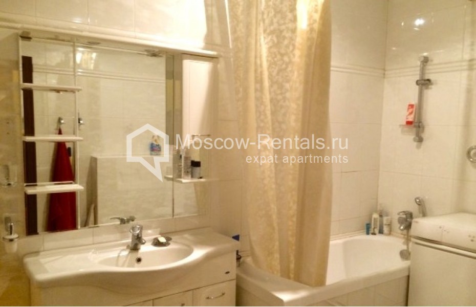 Photo #9 3-room (2 BR) apartment for <a href="http://moscow-rentals.ru/en/articles/long-term-rent" target="_blank">a long-term</a> rent
 in Russia, Moscow, Sadovaya-Triumfalnaya str, 4/10