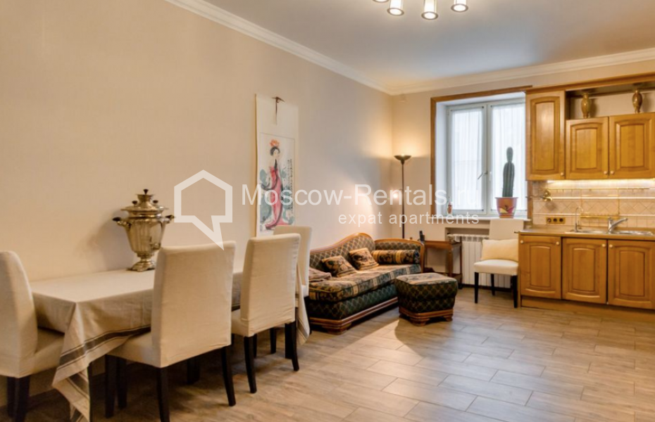 Photo #1 3-room (2 BR) apartment for <a href="http://moscow-rentals.ru/en/articles/long-term-rent" target="_blank">a long-term</a> rent
 in Russia, Moscow, 1st Tverskoi-Yamskoi lane, 16