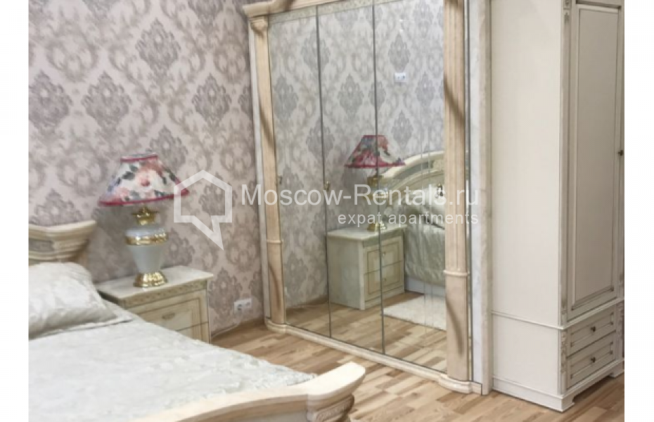 Photo #7 3-room (2 BR) apartment for <a href="http://moscow-rentals.ru/en/articles/long-term-rent" target="_blank">a long-term</a> rent
 in Russia, Moscow, Novoslobodskaya str, 71