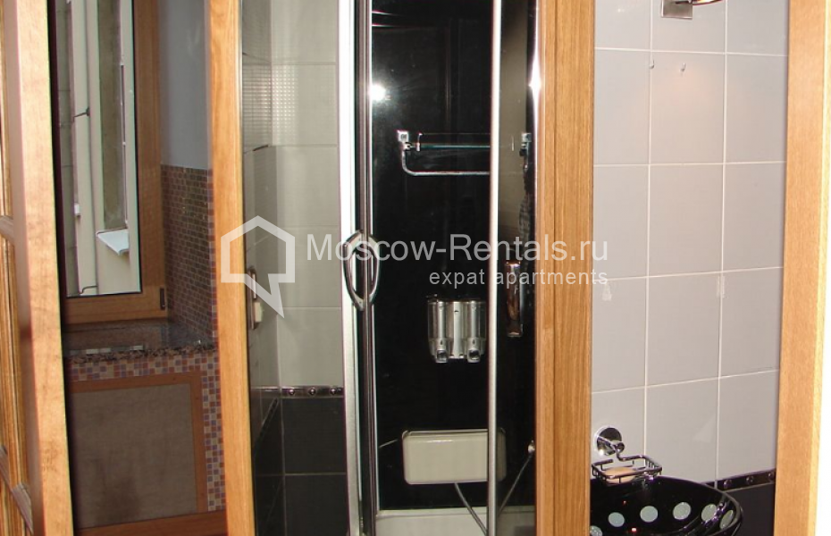 Photo #14 3-room (2 BR) apartment for <a href="http://moscow-rentals.ru/en/articles/long-term-rent" target="_blank">a long-term</a> rent
 in Russia, Moscow, Lesnaya str, 4 с 1