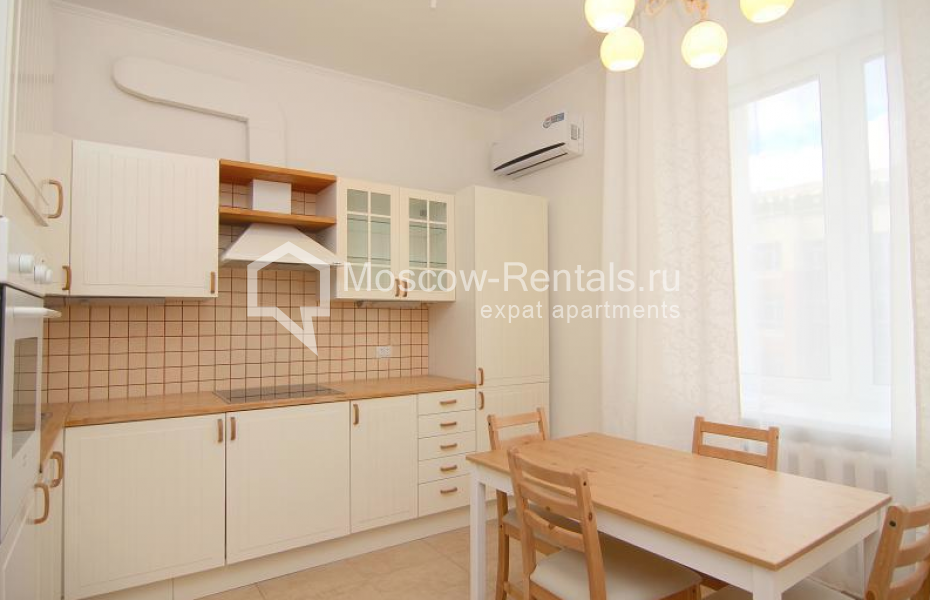 Photo #2 3-room (2 BR) apartment for <a href="http://moscow-rentals.ru/en/articles/long-term-rent" target="_blank">a long-term</a> rent
 in Russia, Moscow, Lesnaya str, 4 с 1