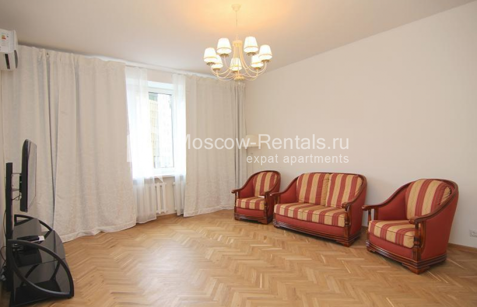 Photo #3 3-room (2 BR) apartment for <a href="http://moscow-rentals.ru/en/articles/long-term-rent" target="_blank">a long-term</a> rent
 in Russia, Moscow, Lesnaya str, 4 с 1