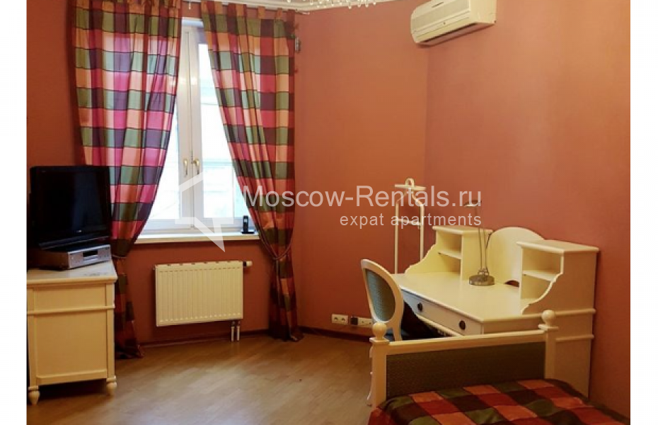 Photo #13 3-room (2 BR) apartment for <a href="http://moscow-rentals.ru/en/articles/long-term-rent" target="_blank">a long-term</a> rent
 in Russia, Moscow, Dolgorukovskaya str, 6