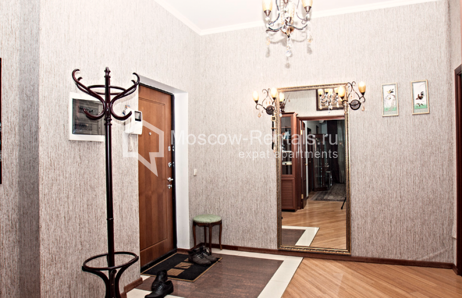 Photo #18 3-room (2 BR) apartment for <a href="http://moscow-rentals.ru/en/articles/long-term-rent" target="_blank">a long-term</a> rent
 in Russia, Moscow, Shabolovka str, 23 к 1