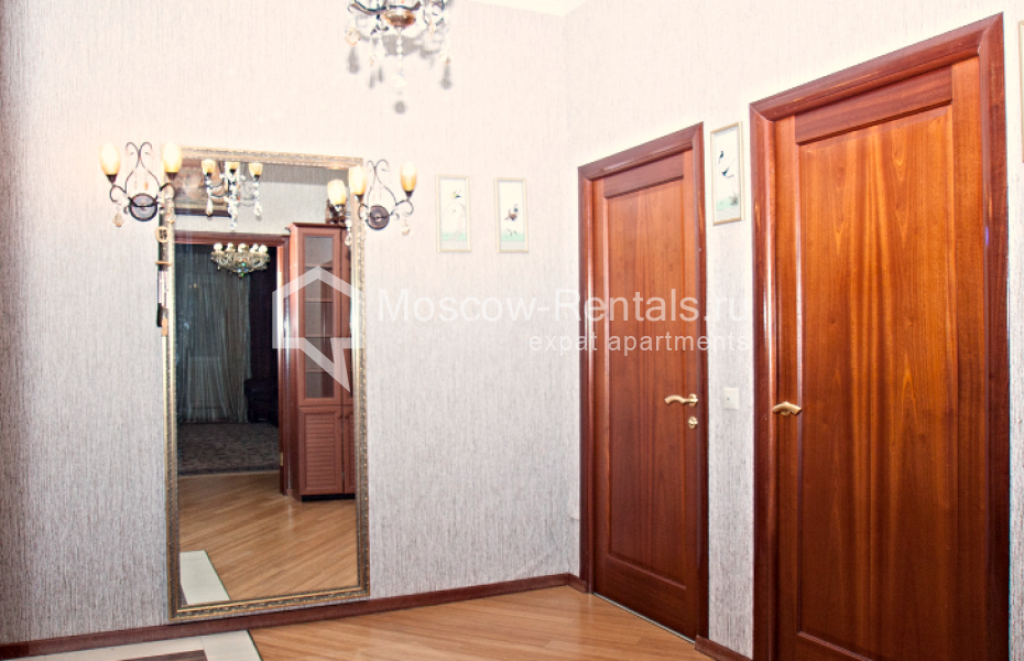 Photo #19 3-room (2 BR) apartment for <a href="http://moscow-rentals.ru/en/articles/long-term-rent" target="_blank">a long-term</a> rent
 in Russia, Moscow, Shabolovka str, 23 к 1