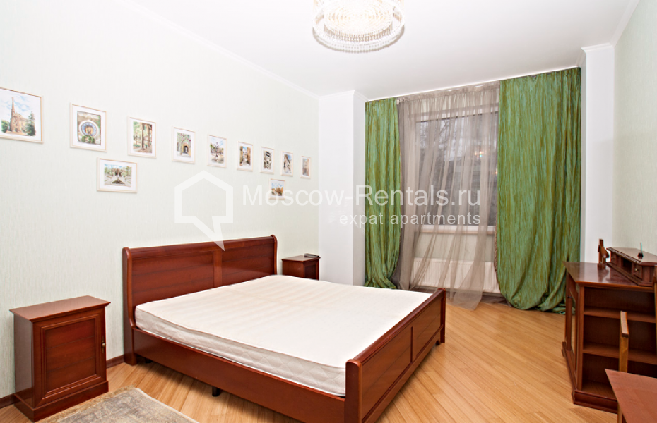 Photo #9 3-room (2 BR) apartment for <a href="http://moscow-rentals.ru/en/articles/long-term-rent" target="_blank">a long-term</a> rent
 in Russia, Moscow, Shabolovka str, 23 к 1