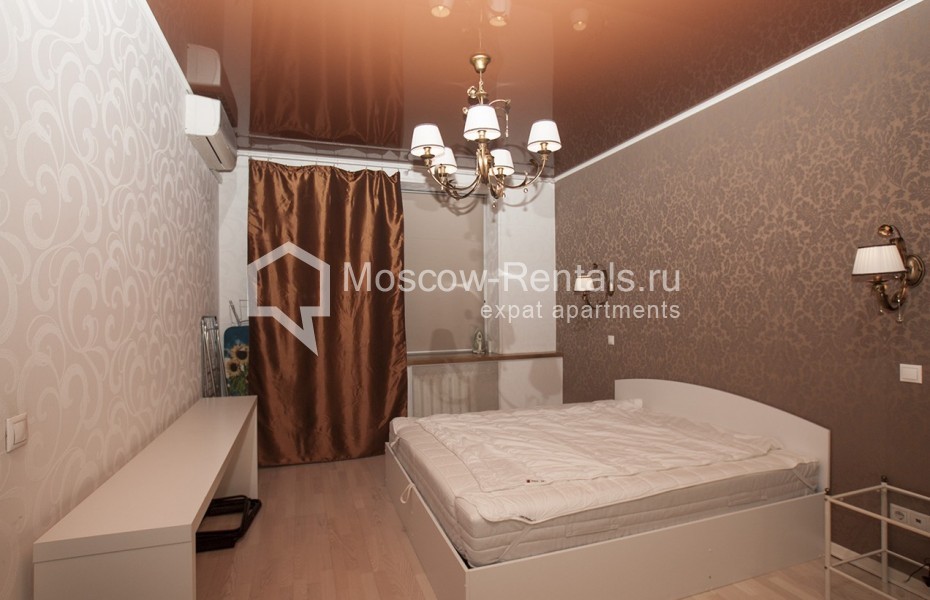 Photo #9 2-room (1 BR) apartment for <a href="http://moscow-rentals.ru/en/articles/long-term-rent" target="_blank">a long-term</a> rent
 in Russia, Moscow, Khomutovskyi tupik, 4 к 1
