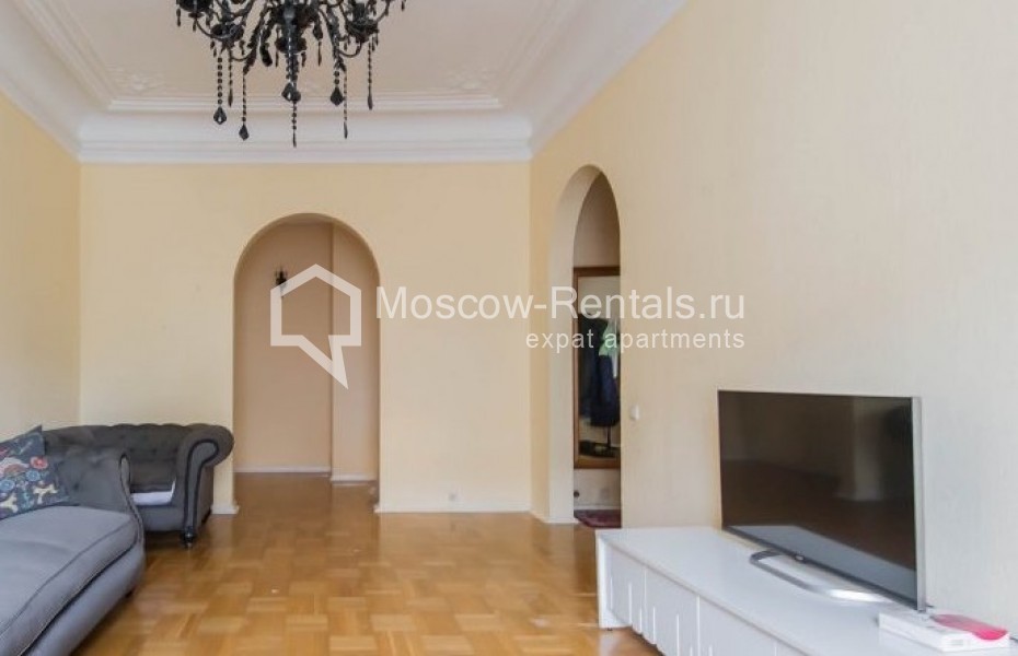 Photo #3 4-room (3 BR) apartment for <a href="http://moscow-rentals.ru/en/articles/long-term-rent" target="_blank">a long-term</a> rent
 in Russia, Moscow, Bolshaya Bronnaya str, 7