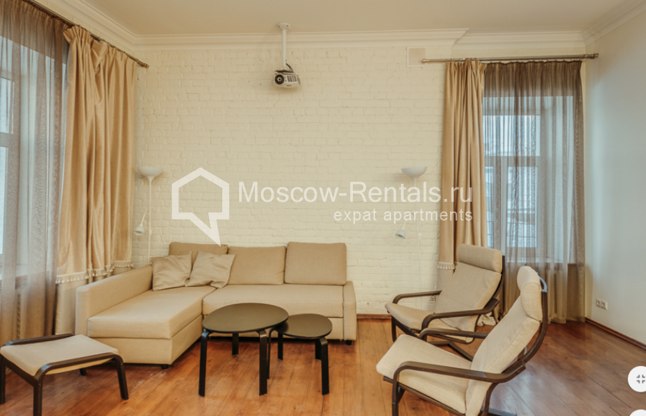 Photo #3 3-room (2 BR) apartment for <a href="http://moscow-rentals.ru/en/articles/long-term-rent" target="_blank">a long-term</a> rent
 in Russia, Moscow, Staryi Tolmachevskyi lane, 17 с 2