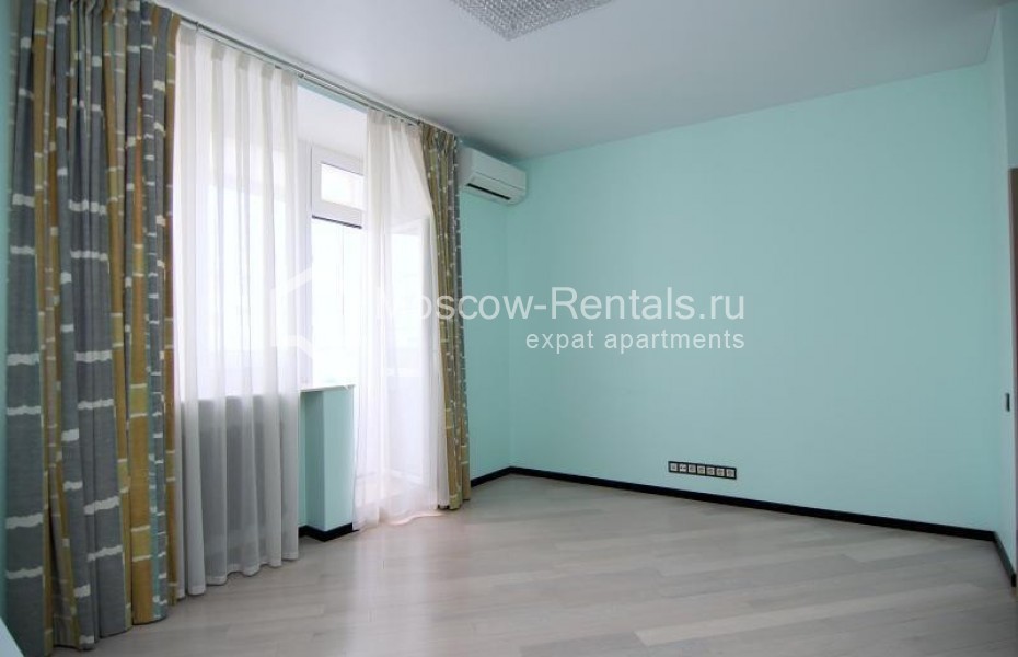 Photo #14 4-room (3 BR) apartment for <a href="http://moscow-rentals.ru/en/articles/long-term-rent" target="_blank">a long-term</a> rent
 in Russia, Moscow, Pushkarev lane, 8